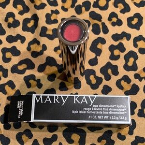 Mary Kay True Dimensions Lipstick - Sassy Fuchsia